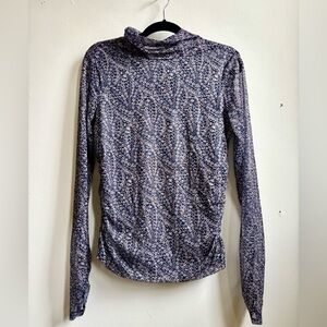 New Cinq a Sept top size M